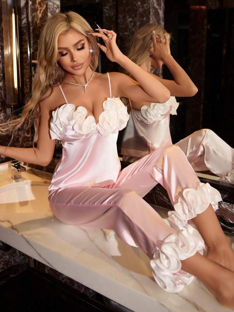 Women's Floral Strap Camisole And Pants Pajama Set Elegant Satin Sleepwear Vacation Outfit Chic Loungewear Comfortable Daily Nightwear