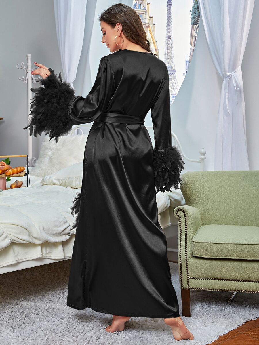 Women's Contrast Fuzzy Panel Satin Robe With Belt Luxurious Pajama Loungewear Outfit Elegant Fall Vacation Sleepwear Nightwear Clothing